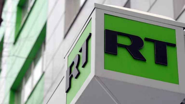 غوغل” تمنع تحميل تطبيقات “أر.تي” على الأراضي الأوكرانية