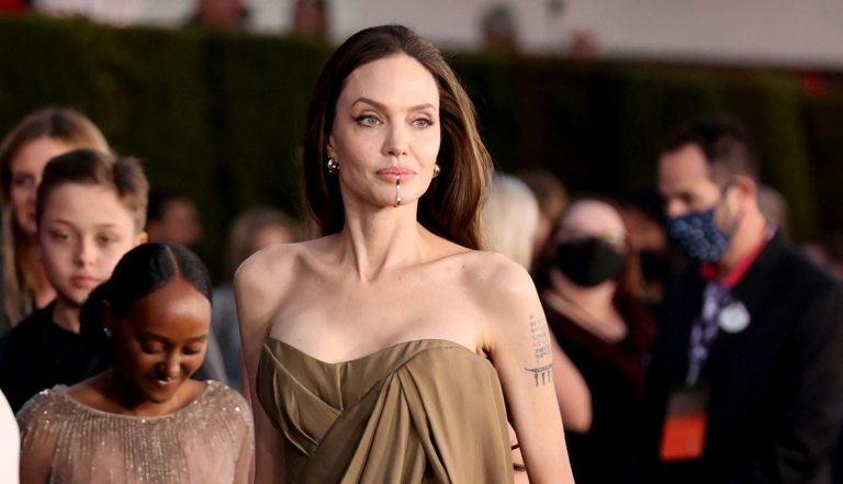 ماذا دعت أنجلينا جولي الكونغرس الأميركي؟