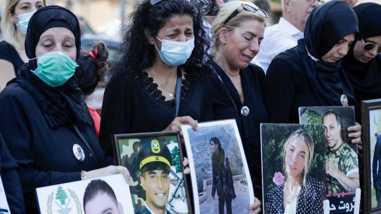 أهالي ضحايا المرفأ: من فجّر بيروت مكانُه السجنِ وليسَ موقعٌ نيابيٌ