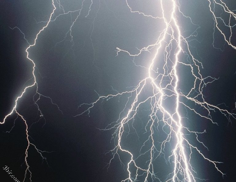 أطول وميض برق!