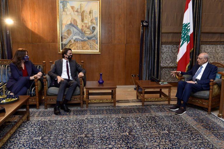 بري بحث مع هوكشتاين معاودة التفاوض غير المباشر