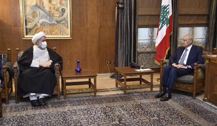 بري التقى رئيس جامعة المصطفى بحضور فيروزنيا