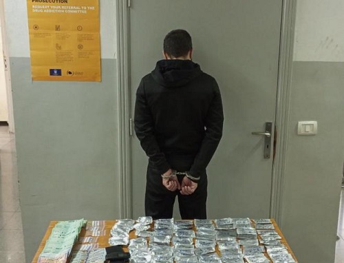 توقيف ناشط بتجارة وترويج المخدّرات في طريق المطار