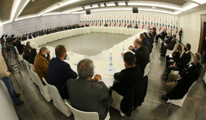 جعجع يعيد ترشيح ستريدا واسحق في قضاء بشري