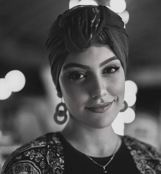 بالصور: الجزائر تتوج ملكة جمال المحجبات لعام 2022