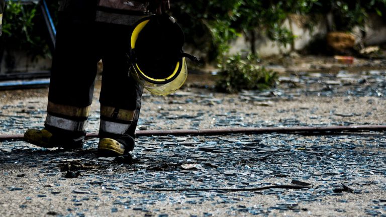 احتراق كشك كهرباء بمدينة سوهاج المصرية