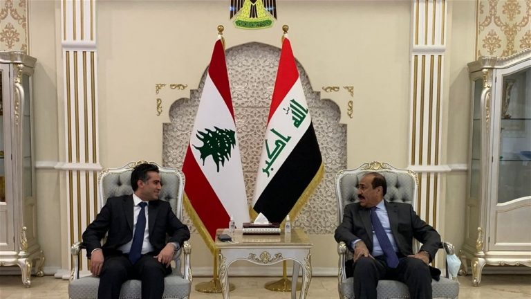 حميه التقى نظيره في بغداد: لتعزيز العلاقات في مجالات النقل