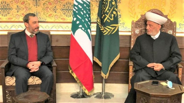 دريان: للتحلّي بالحكمة ووحدة الصف