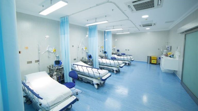 سارق هاتفين لمريضَين من إحدى المستشفيات.. في قبضة الأمن!