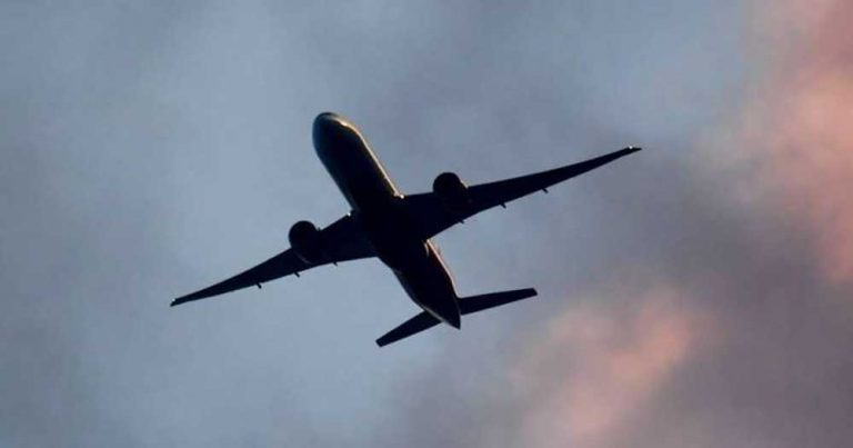 روسيا تستأنف رحلاتها الجوية إلى مصر والإمارات