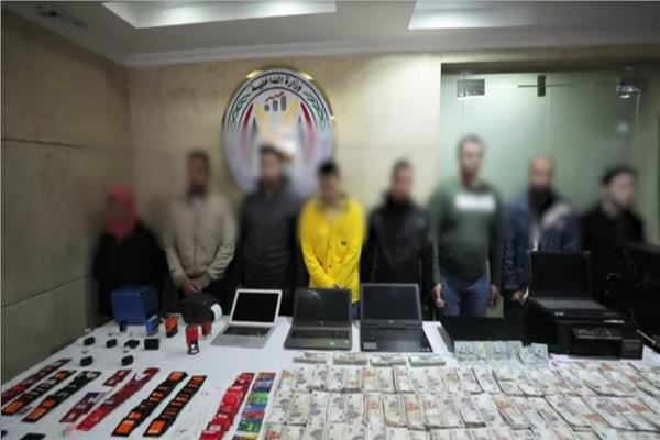 بالفيديو: ضبط أخطر عصابة نصب في مصر