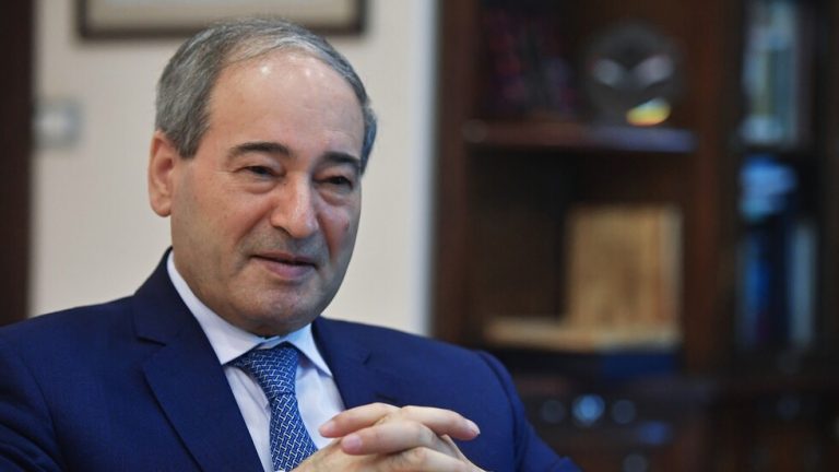 وزير الخارجية السوري إلى موسكو