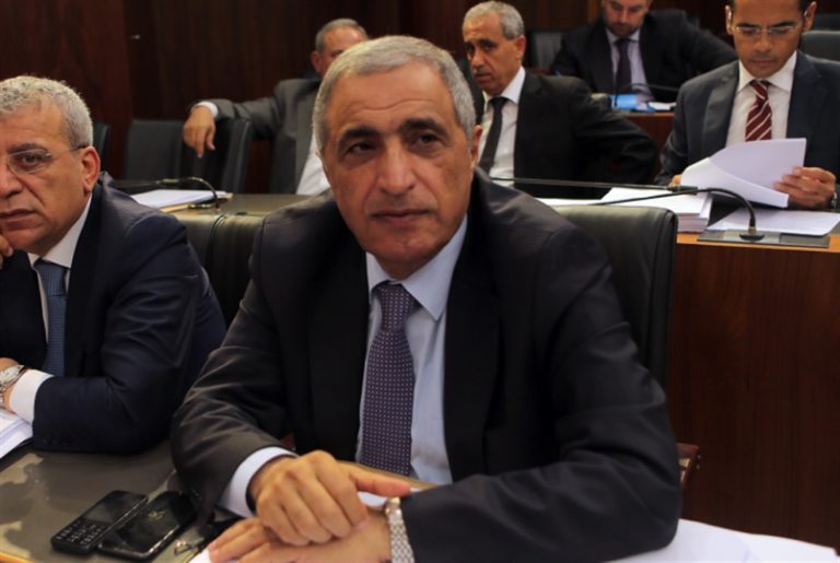 هاشم: أستبعد أن تمرّ الموازنة بهذا الشكل في المجلس النيابي