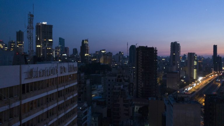 خطة الكهرباء.. تحاكي القرن الماضي!