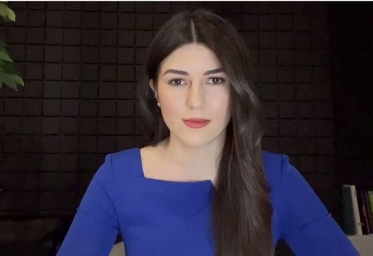 بالفيديو: مراسلة أوكرانية تُهاجم دول الغرب وتستشهد بمقولة للإمام علي