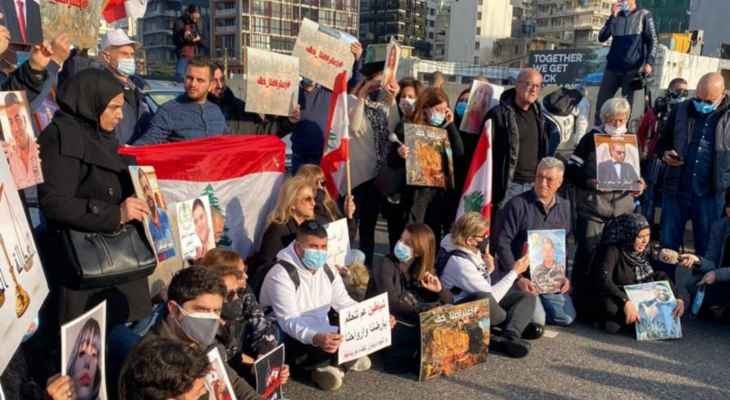 أهالي ضحايا مرفأ بيروت يتّهمون وزير المال بتضييع دم أهاليهم