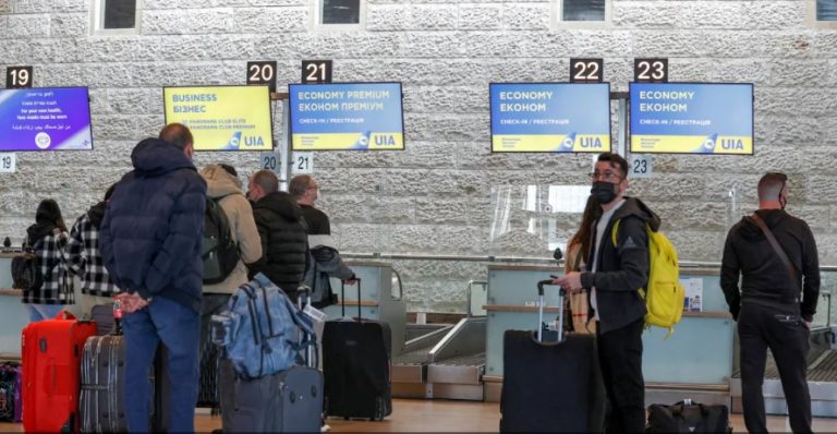 مع ترقب الغزو.. الدعوات إلى مغادرة أوكرانيا تزداد!