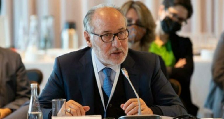 الحلبي ترأس اجتماعاً لمناقشة “الأحكام الخاصة” بموازنة المدارس الخاصة