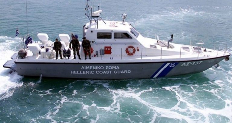 خفر السواحل اليوناني ينتشل ست جثث من شاطئ جزيرة ليسبوس