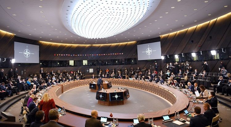 “الناتو”: لن نقاتل في أوكرانيا لا في الجو ولا على الأرض