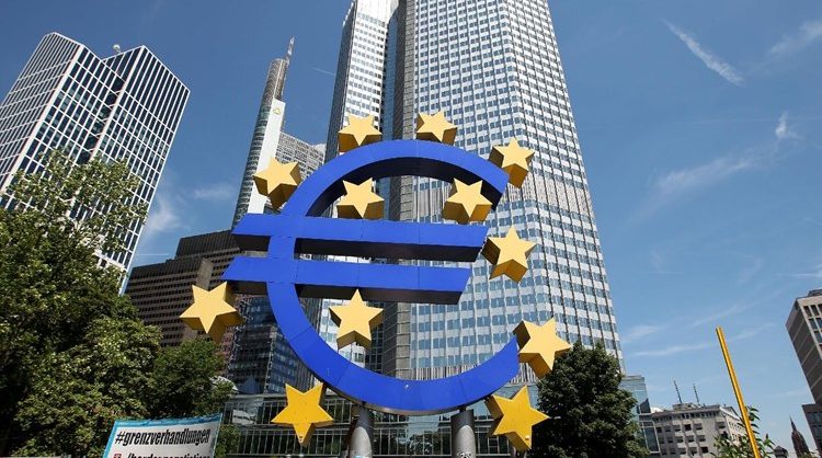 البنك المركزي الأوروبي يحذّر من ارتفاع التضخم في منطقة اليورو