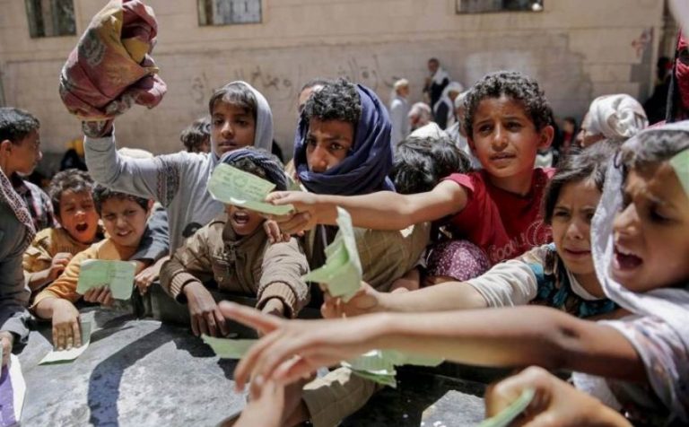 الصليب الأحمر يطالب العالم بعدم “الابتعاد عن اليمن”