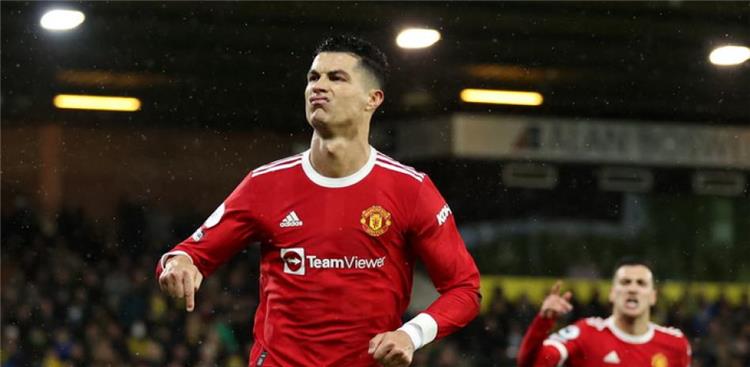 كريستيانو يتلاعب بمانشستر يونايتد ومدربه حتى الصيف!