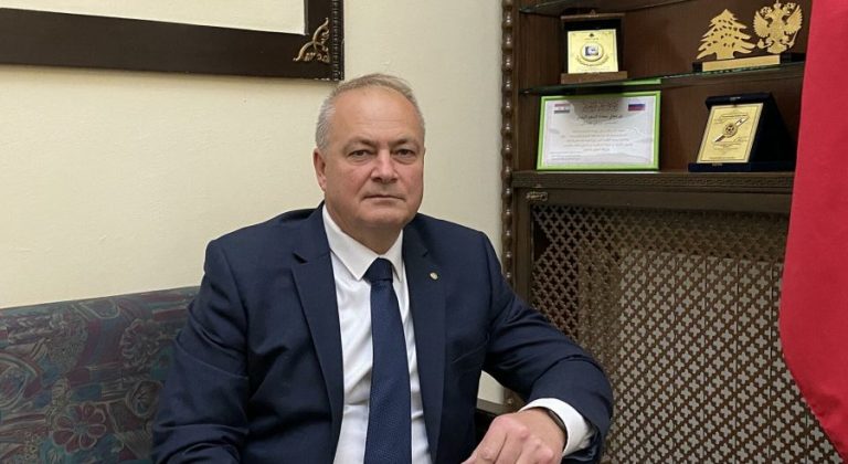 250 طناً من زيت دوار الشمس هبة روسية للبنان