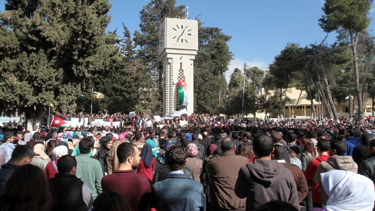 الأردن: تعليق الدراسة في كلية الكرك الجامعية إثر مشاجرة طلابية