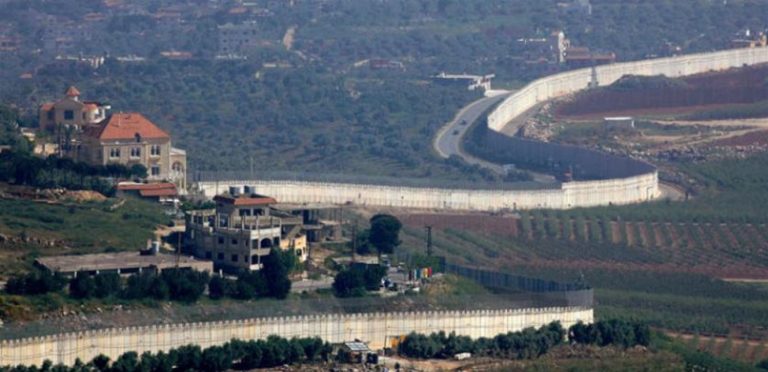 دوي انفجارات في المنطقة الحدودية.. ما السبب؟