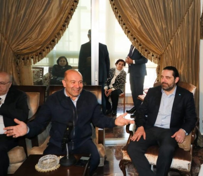 ما هي خلفيات استقالة علوش؟