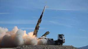 حرس الثورة الإيراني يكشف عن قاعدتين للصواريخ والطائرات المسيرة