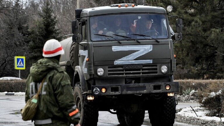 بالصورة: شارات الحرف “Z” تلقى رواجا في الأسواق اللبنانية