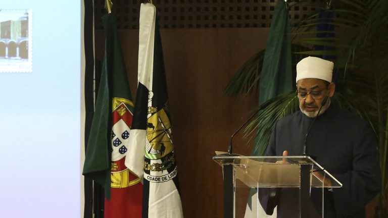 الأزهر لـ “الفيفا”: هل تعرف فلسطين؟