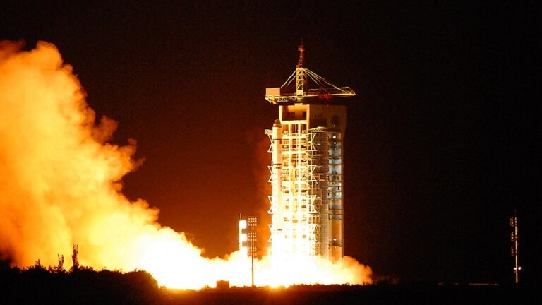 الصين تطلق 7 أقمار صناعية