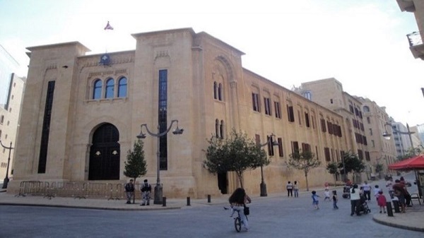 “اللجان” اقرت قوانين.. ومن بينها “الدولار الطالبي”