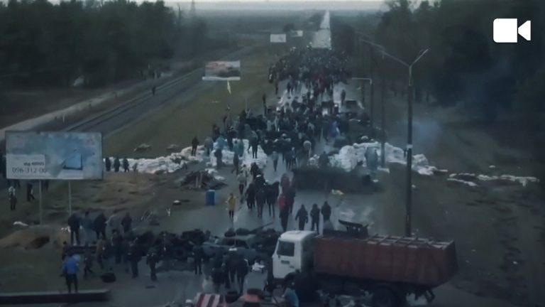 انفجارات وانقطاع للكهرباء في كييف