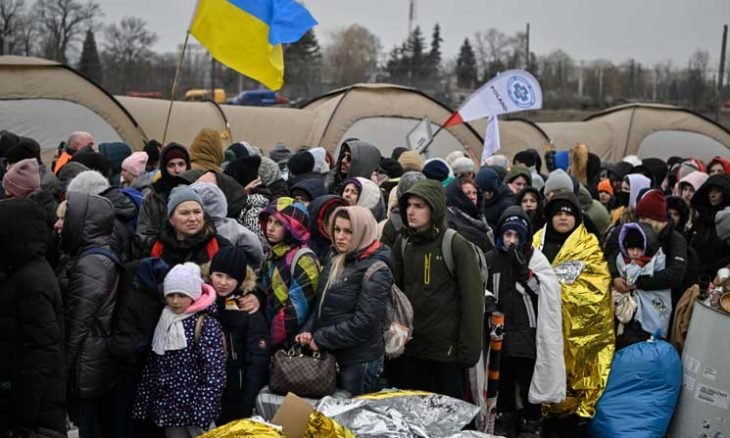 باكستان تجلي 300 مواطن فروا من أوكرانيا إلى بولندا