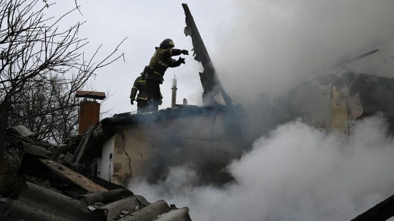 قصف أوكراني على دونيستك