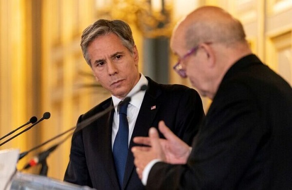 وقف إطلاق النار في جميع أنحاء أوكرانيا بين لودريان وبلينكن