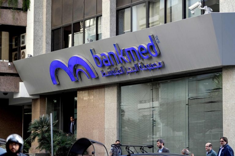 قرار جديد للقاضية عون.. محمد الحريري بدلا من ريا الحسن