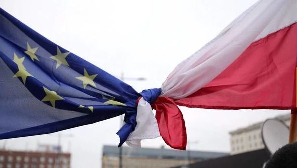 بولندا تنتقد عقوبات الاتحاد الأوروبي