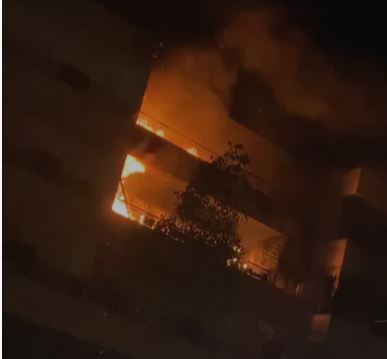 بالفيديو.. حريق  في شقة على طريق حبوش ـ دير الزهراني