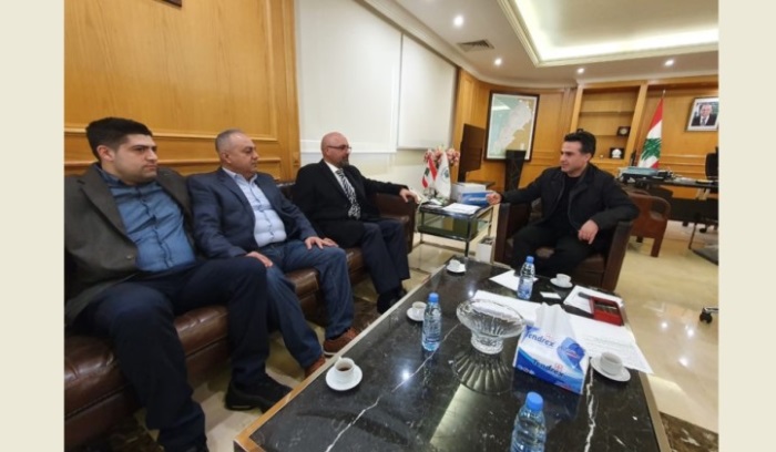 حميه بحث مع زواره في تعزيز قطاع الطيران وتطويره