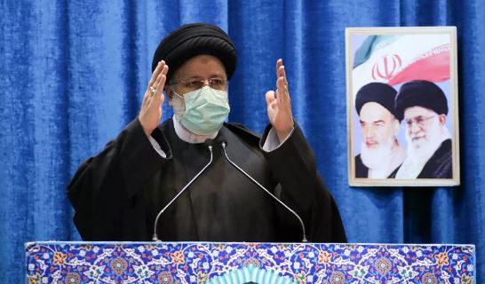 الرئيس الإيراني: نسعى بقوة لرفع العقوبات في محادثات فيينا