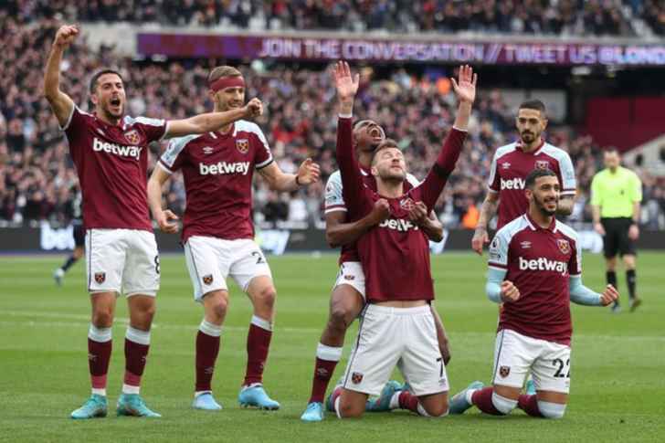 البريمييرليغ: تشيلسي يتخطى نيوكاسل بصعوبة فوز واتفورد ووست هام