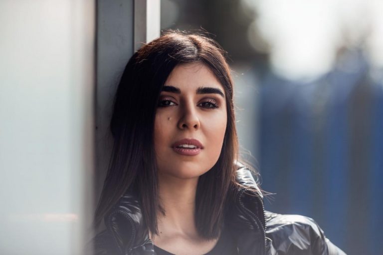 ​زينة مكي​.. بطلة فيلم “الهيبة”!