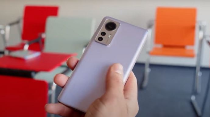 Xiaomi تطرح هاتفا بمواصفات ممتازة وسعر منافس