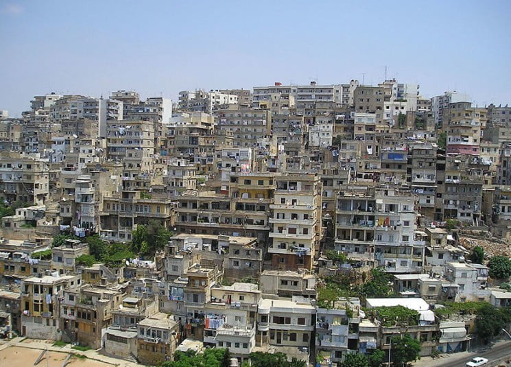 جريح بإطلاق نار بعد اقتحام منزله في طرابلس