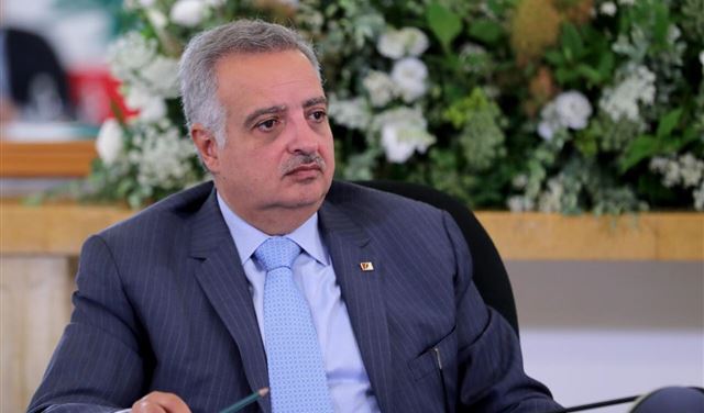 أرسلان يتقدم بترشحه إلى الإنتخابات النيابية